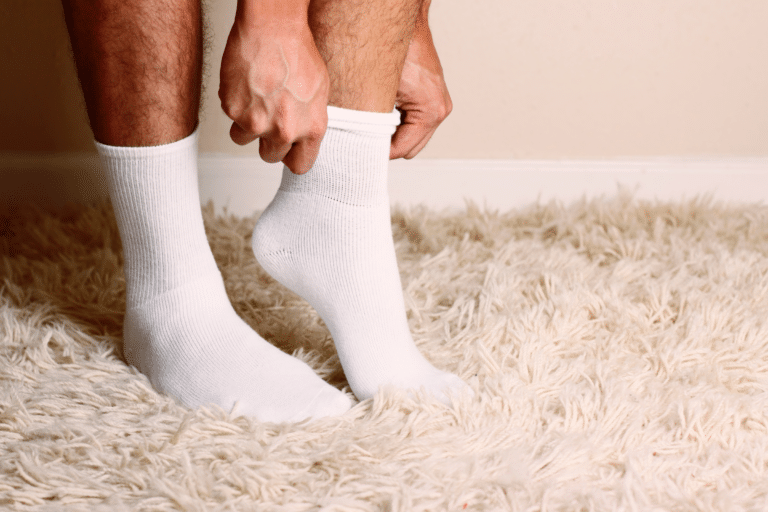 Best Cheap Running Socks in 2023 (According to Reddit)