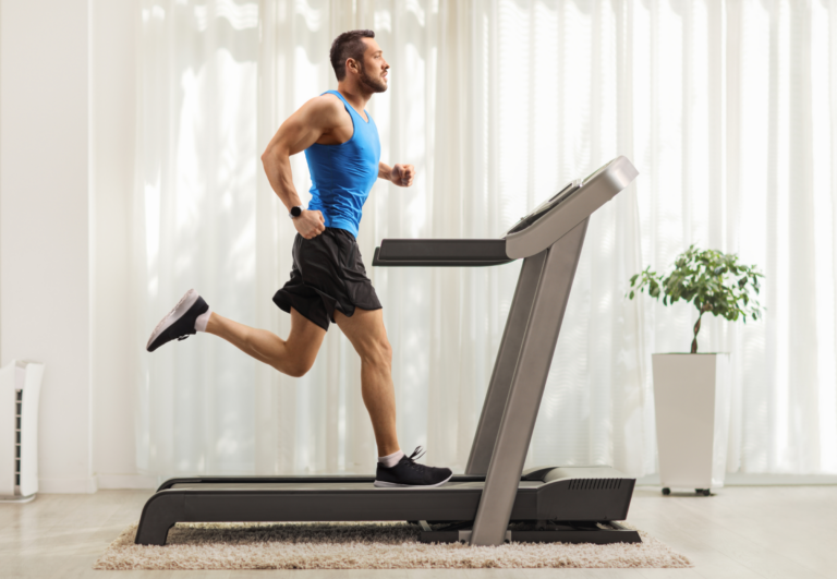 5 Treadmill Workouts That Are Perfect for WINTER Training